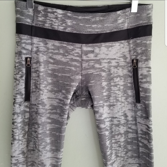 Lululemon leggings - Picture 9 of 12